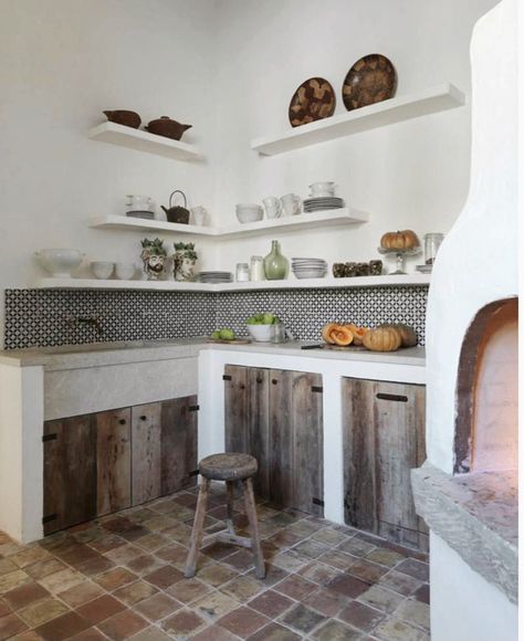 Dimora delle Balze on Instagram: “Kitchen corner for @elledecorationuk Curated by @martinahunglinger production @madsmogensenphotographer photography #dimoradellebalze…” Sicilian Kitchen, Micro Kitchen, Mexican Bathroom, Mediterranean Living, Bohemian Kitchen, Italian House, Kitchen Time, Vogue Living, Kitchen Corner