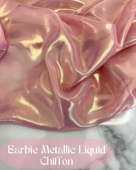 Liquid Chiffon Dress, Metallic Fabric Dress, Fabrics And Textiles Fashion, Mehandi Outfit, Colour Shade Card, Clothing Fabric Patterns, Liquid Fabric, Color Knowledge, Holographic Fabric