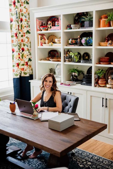 Double-Duty Office Studio and Dining Room Yvette Marquez Latina food blogger Colorado Dining Table As Office Desk, Desk In Dining Room Ideas, Unused Dining Room Ideas, Desk In Dining Room, Dining Room To Home Office, Latina Food, White Cabinet Hardware, Dining Room Library, Oversized Furniture