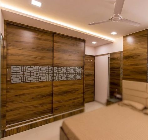 Shoe Closet Design, Wardrobe Storage Ideas, Designs On Nails, Designs For Nails, Sliding Wardrobe Design, Closet Design Ideas, Wardrobe Laminate Design, Sliding Door Wardrobe Designs, Wall Wardrobe Design