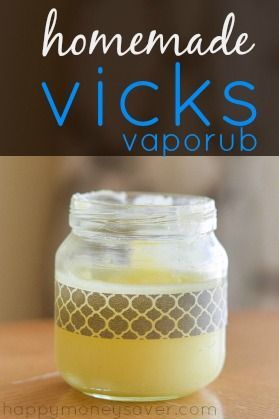 Make your own homemade Vicks Vaporub. Super quicky and easy and only uses 3 ingredients! Works just as well as the Vicks but doesn't have petroleum or turpentine. So much safer. Homemade Vicks, Vic Vaporub, Vapo Rub Uses, Vapo Rub, Vicks Vapor Rub, Vicks Vapor, Vicks Vaporub Uses, Chest Rub, Uses For Vicks