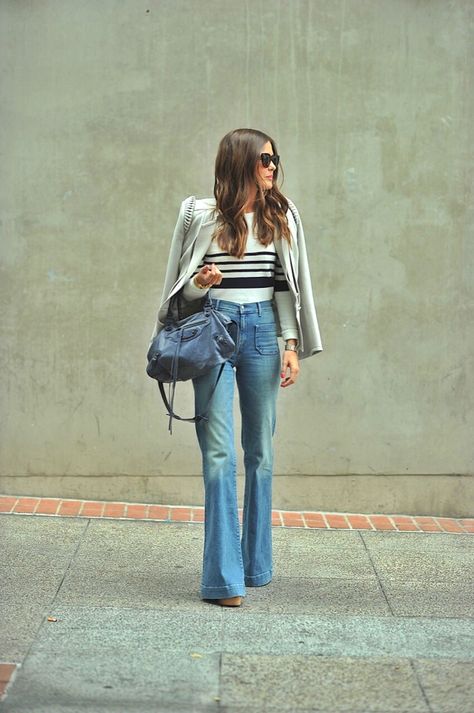 Paola Alberdi, White Cropped Sweater, Winter Chic, Denim Day, Bell Bottom, Winter 2024, Dress Code, Casual Look, Daily Fashion