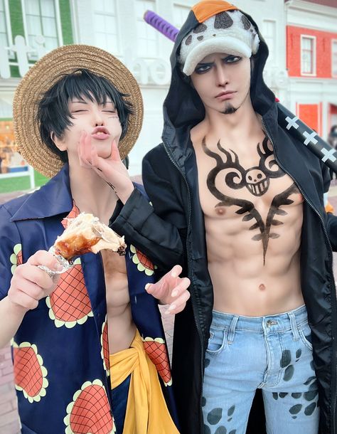 L Cosplay, Luffy Cosplay, Best Cosplay Ever, Attack On Titan Jean, Ren Faire Costume, One Piece Cosplay, Anime Black Hair, One Peice Anime, Trafalgar Law