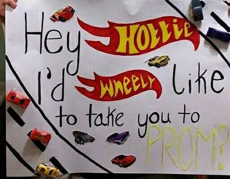 Sadie Hawkins Proposals, Creative Prom Proposal Ideas, Sadies Proposal, Cars Cute, Cute Hoco Proposals, Cute Promposals, School Dance Ideas, Prom Posters, Cute Homecoming Proposals