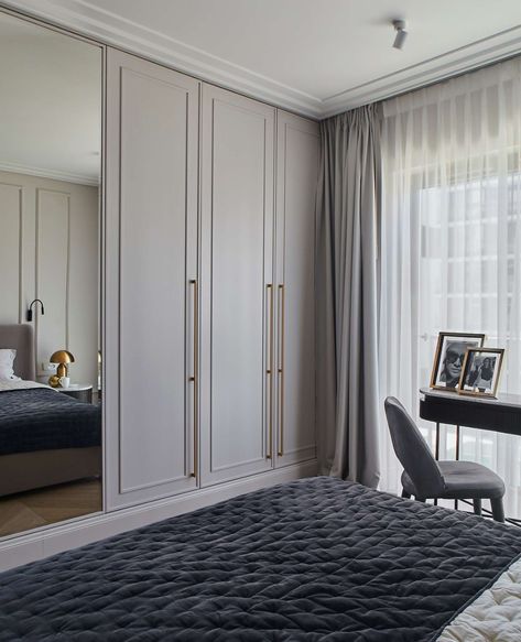 Bedroom Wardrobe Design, Bedroom Built In Wardrobe, Wardrobe Interior Design, Build A Closet, Dekorasi Kamar Tidur, Wardrobe Design Bedroom, Bedroom Wardrobe, Wardrobe Design, Closet Design