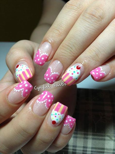 Purple Gyaru Nails, Purple Gyaru, Dessert Nails, Cupcake Nail Art, Rockabilly Nails, Gyaru Outfit, Cupcake Nails, Gyaru Nails, Mickey Nails