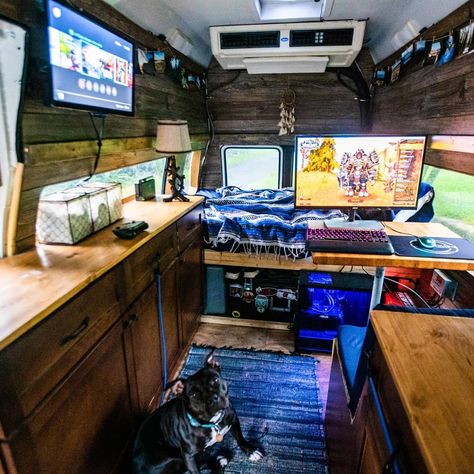 Gaming van of your dreams.  RV gaming is lit #gaming #gamecave #mancave #gameroom Live In A Van, Battle Station, Build A Camper Van, Build A Camper, Van Life Diy, Bus Life, Bedroom Setup, Van Home, Van Living