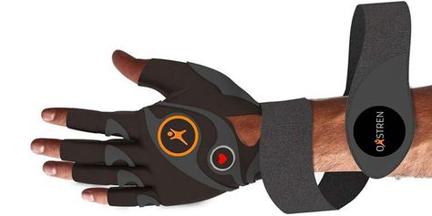 Oxstren – how world’s first smart gym glove is taking workouts to a different level Smart Gym, Smart Gloves, College Dropout, Army Helmet, G Tech, Women Cycling, Tech Gloves, Gym Gloves, Future Trends