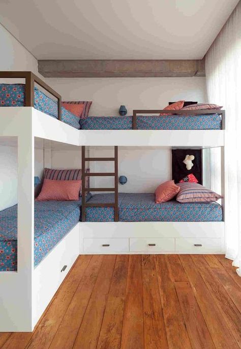 Bunk Room Ideas, Bunk Bed Rooms, Diy Bunk Bed, Bunk Beds Built In, Built In Bunks, Bunk Rooms, Bunk Bed Designs, Small Room Design, Bunk House