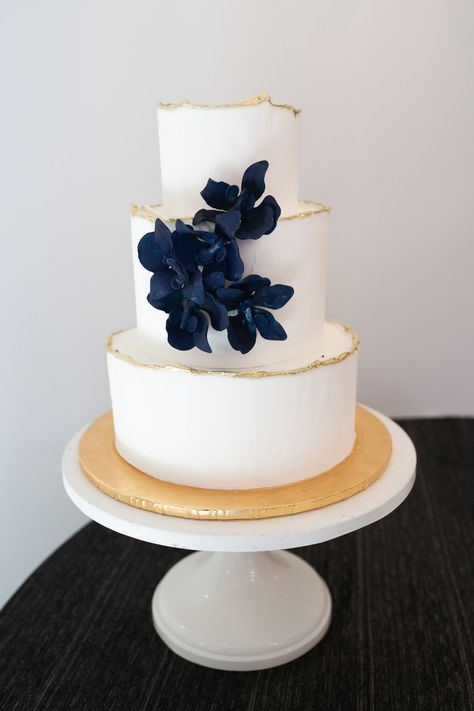 Navy Blue Gold Wedding Cake, Wedding Cakes Blue And Gold, Navy Gold Wedding Cake, Wedding Cake Navy Blue And Gold, Navy Blue Wedding Cake Ideas, Royal Blue And Gold Wedding Cake, Navy Blue And Gold Wedding Cake, Navy And Gold Wedding Cake, Wedding Cake Blue And Gold