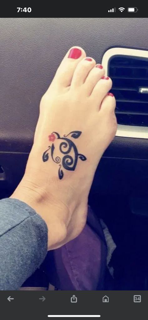 Turtle Foot Tattoo, Hawaiian Turtle Tattoos, Turtle Tattoo Ideas, Hawaii Tattoo, Small Foot Tattoos, Hawaii Tattoos, Turtle Tattoos, Hawaiian Tattoos, Sea Turtle Tattoo