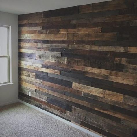 Pallet Accent Wall, Diy Pallet Wall, Diy Wood Wall, Diy Barn, Diy Wand, Wood Pallet Wall, Into The Wood, Decor Ikea, Hemma Diy