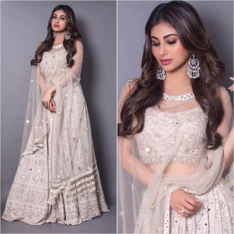 Bollywood Actresses in Lehenga Choli with Killing Look - K4 Fashion Mouni Roy Lehenga, Bollywood Actress In Lehenga, Actress In Lehenga, Gray Lehenga, Mony Roy, India Textiles, Indian Wedding Gowns, Indian Bridesmaids, White Lehenga