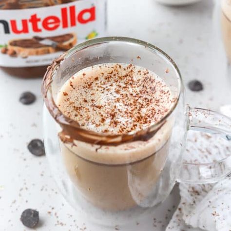 Easy Nutella Latte (3-Ingredients!) - bits and bites Nutella Latte Recipe, Nutella Latte, Bits And Bites, Nutella Coffee, Chicken Enchilada Dip, Homemade Latte, Gluten Free Coffee, Goat Cheese Dip, Vanilla Coffee Creamer