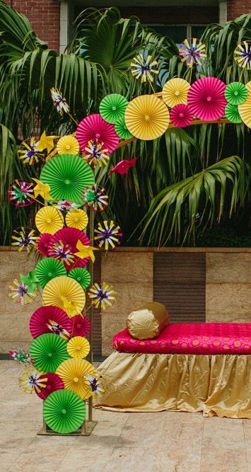 Ganpati Decoration Theme, Janmashtami Decoration, Fiesta Tropical, Diy Wedding Backdrop, Desi Wedding Decor, Mehndi Decor, Beautiful Wedding Decorations, Arch Decoration, Wedding Backdrop Decorations