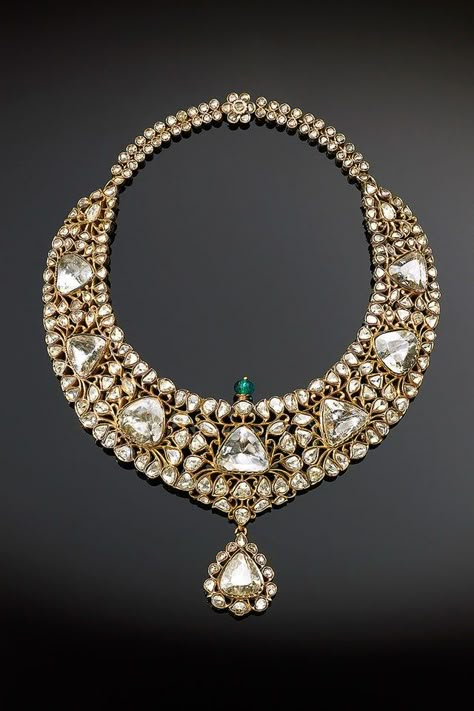 Browse but Don’t Touch This Collection of the Finest Indian Jewels | Vanity Fair Golconda Diamond, Mughal Jewelry, Enamel Necklaces, Royal Jewels, Antique Diamond, Hair Ornaments, Turbans, Indian Jewellery, Hyderabad