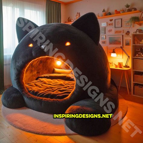 These Giant Cat-Shaped Beds Are The Purr-fect Addition to Any Child’s Room! Funny Beds, Cat Themed Furniture, Bed Humor, Circle Bed, Room Wardrobe, Cat Heaven, Themed Kids Room, Giant Animals, Giant Cat