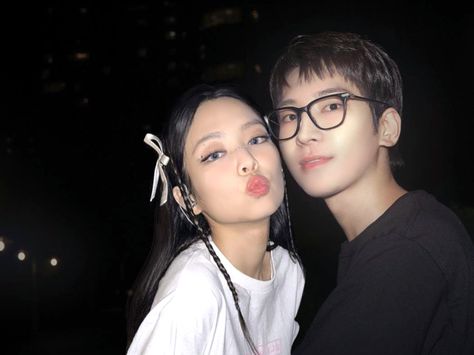 Wonwoo Brother, Seventeen And Blackpink, Mingyu And Jennie, Jennie And Mingyu, Au Pictures, Jennie Calvin Klein, Kpop Ships, I Know You Know, Kpop Couples