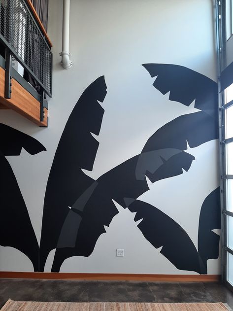 Portland Palms — Liz Kamarul Palm Mural Wall Art, Indoor Murals Paintings, Plant Mural Wall, Mural Ideas Creative, Liz Kamarul, Palm Mural, Minimalist Mural, Mural Leaves, Thing To Paint