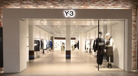 Adidas and Yoji Yamamoto announced the opening of the new Y-3 flagship store in Australia. Westfield Century City, Cardboard Recycling, Zara Store, Trendy Work Outfit, London Underground Stations, Battersea Power Station, Los Angeles Neighborhoods, Retail Concepts, Care Worker