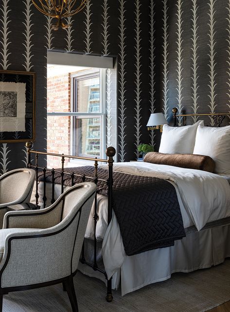 Leann Lynn of McCroskey Interiors Puts a Gallic Spin on a Plaza Pied-A-Terre - IN Kansas City Magazine Mccroskey Interiors, White Settee, Grant Beige, Foyer Flooring, Country Club Plaza, City Magazine, Brass Bed, Hickory Chair, After College