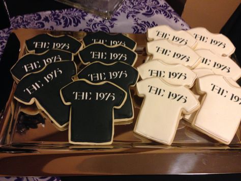 Cookie Ideas, The 1975, Custom Cookies, Made With Love, Cool Bands, With Love, Sugar Cookie, Jade, Birthday Party