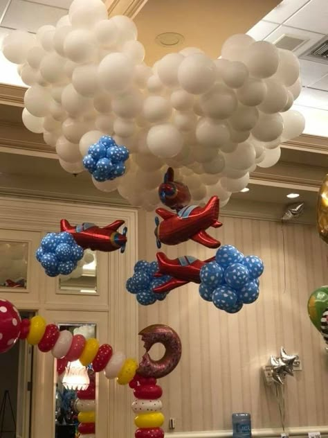 Airplane birthday ideas. Pilot Decoration Party Ideas, Aviator Themed Birthday, Airplane Party Theme Decoration, Airplane Balloon Decorations, Airplane Bday Party Theme, Helicopter Themed Birthday Party, Plane Birthday Theme, Pilot Baby Shower Theme, 2nd Birthday Airplane Theme