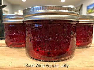 Wine Pepper Jelly Recipe, Pepper Jelly Recipes, Jalapeno Jam, Wine Jelly, Hot Pepper Jelly, Blush Wine, Rosé Wine, Spring Coffee, Pepper Jelly