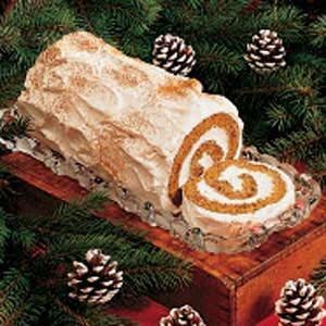 Gingerbread Yule Log, Yule Log Cake Recipe, Yule Log Recipe, Christmas Yule Log, Chocolate Yule Log, British Christmas, Yule Log Cake, Cake Roll Recipes, Log Cake