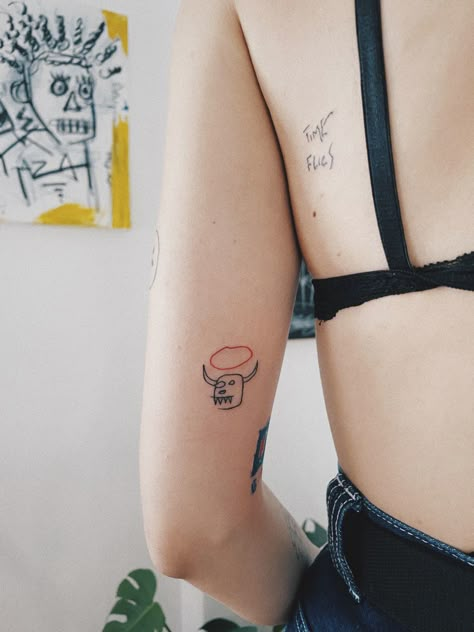 Basquiat Minimalist Tattoo, Basquiat Style Tattoo, Basquiat Art Tattoo, Basquiat Tattoo, Unique Minimalist Tattoo, Horrible Tattoos, Master Tattoo, Basquiat Art, Tattoo Maker