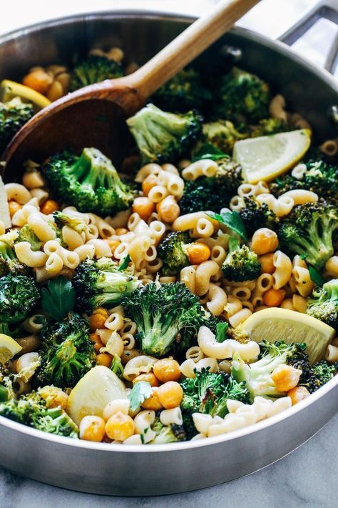 Roasted Broccoli and Chickpea Lemon Pasta- broccoli and chickpeas roasted with fresh lemon and tossed with whole grain pasta. Just 30 minutes to make! Chickpeas Roasted, Whole Grain Pasta, Lemon Pasta, Roasted Broccoli, Meatless Meals, Okra, Vegetarian Dishes, Chickpeas, Veggie Recipes