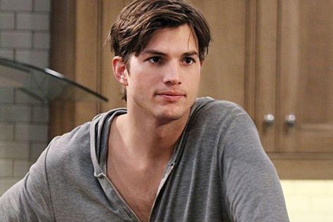 How do I get this hairstyle? Length product hair texture? Idk Aston Kutcher, Walden Schmidt, Michael Kelso, Haircut Names For Men, Two And A Half Men, Leading Men, Ashton Kutcher, Men Haircut, Half Man