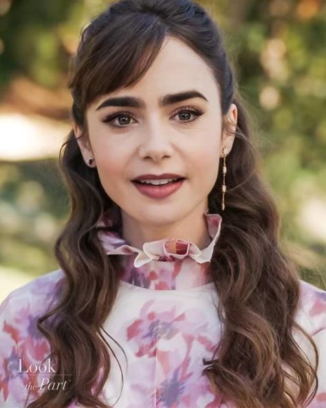 Paris Hairstyles, Emily In Paris Style, Lily Collins Hair, Emily Cooper, Lily Collins Style, Velvet Handbag, Star Dangle Earrings, Western Outfit, Colour Match