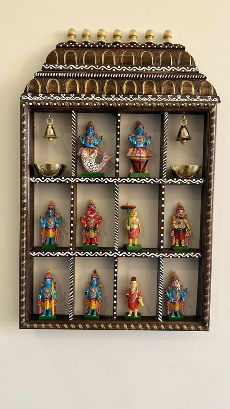 Dasavatharam Painting, Wall Shelf Ideas, Indian Wall Decor, Indian Room, Indian Room Decor, Colourful Living Room Decor, Paintings For Living Room, India Home Decor, Temple Design For Home