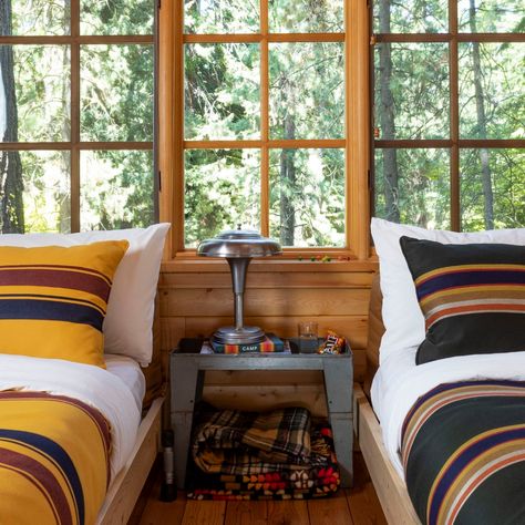 Vintage Cabin, Camp Style, Cabin Living, Camping Decor, Bunk Room, Lake Cabins, Cabin Style, Inspiring Spaces, Cabin Life