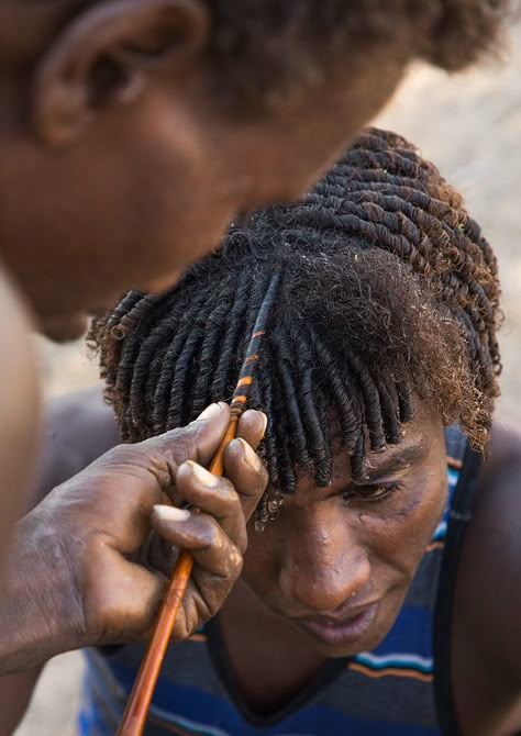 Afro Curls, Traditional Hairstyle, Natural Afro Hairstyles, Natural Hair Twists, Pelo Afro, Black Men Hairstyles, Hair Twist Styles, Mens Braids Hairstyles, Mens Braids