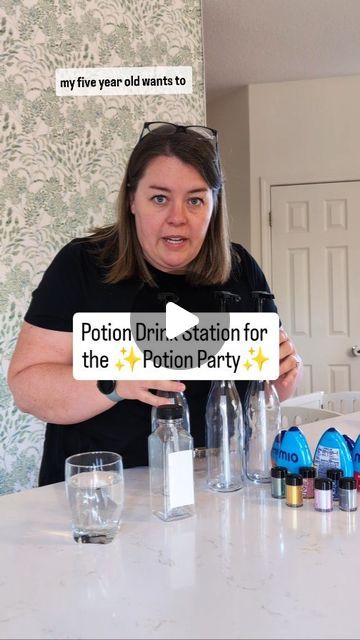 Kelsey Pomeroy on Instagram: "What else should we add to our potion drink station? 

My 5-year-old asked for a potion party for his 6th birthday and I thought it would be fun to do a potion drink station! 

I thought long and hard about it. Because this could very quickly go south with kids mixing things like edible glitter and flavoring. And I think I came up with a method that will stay relatively organized and still be fun and hands on for the kids to do by themselves! 

.
.
.
#kelsewhatelse #potionparty #midwestmom #birthdaypartyideas #kidspotionparty #Momtips #halloweenactivitiesforkids" Potion Party Ideas, Potion Party Kids, Potion Station For Kids, Potions Party, Potion Party, Potions For Kids, Beverage Station Party, Harry Potter Potions, Kid Drinks