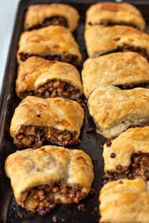 Vegetarian lentil sausage rolls - packed with rich, earthy flavours, perfect for a kids' party or a lunchbox! #sausagerolls #vegetarian #lentils Lentil Sausage Rolls, Lentil Sausage, Vegetarian Dinner Party, Dinner Party Mains, Vegan Sausage Rolls, Vegetarian Party Food, Vegetarian Sausages, French Lentils, Appetizer Ideas