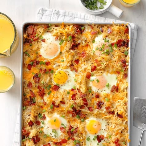 Sheet Pan Bacon And Eggs, Sheet Pan Brunch Recipes, Sheet Pan Egg Bake, Sheet Pan Breakfast Bake, Egg Sheet Pan Bake, Breakfast Sheet Pan Recipes, Eggs Sheet Pan, One Pan Breakfast Bake, Breakfast Sheet Pan