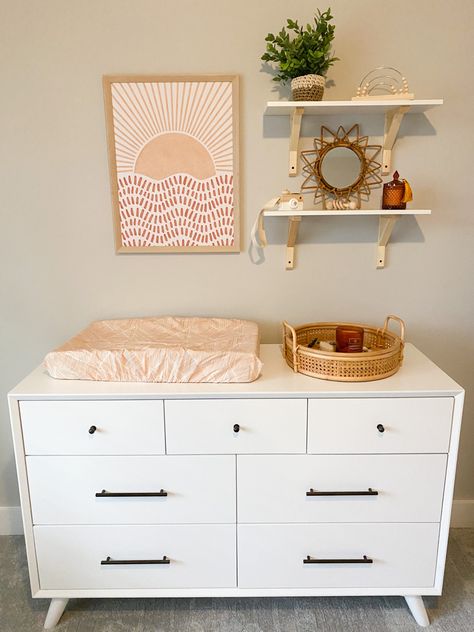 Boho decor/ sun themed Nursery Ideas Sunshine, Sun Themed Room, Sun Theme Nursery, Sun Nursery Theme, Sun Themed Nursery, Sunshine Nursery Theme, Sunshine Baby Nursery, Boho Sun Nursery, Sun Nursery