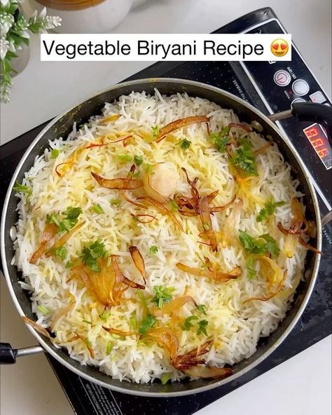 Vegetable Biryani Recipe, Mix Veg, Veg Pulao, Veg Biryani, Easy Rice Recipes, Indian Cooking Recipes, Vegetarian Snacks Recipes, Tasty Recipes Videos, Quick Recipes Snacks