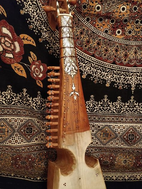 Rubab Music Instrument, Afghanistan Painting, Balochistan Culture, Musical Academia, Pashtun Culture, Afghan Music, Hindustani Classical Music, Iranian Music, Royal Enfield Wallpapers