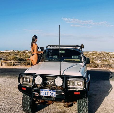 4wd Aesthetic, 4wd Australia, 4x4 Australia, 4x4 Beach, Land Cruiser 80, Adventure Car, Beach Cars, Campervan Life, Toyota Trucks