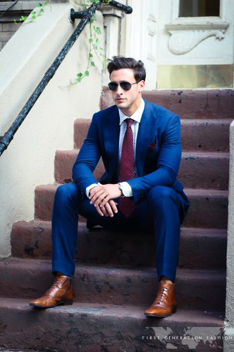 Mikhail Varshavski, Blue Suit Outfit, Mike Varshavski, Doctor Mike, Men Suits Blue, Interview Outfit Men, Terno Slim, Stylish Mens Suits, Royal Blue Suit