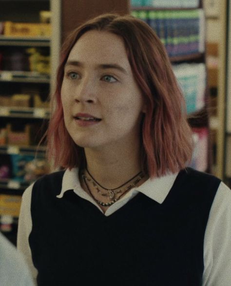 Ladybird Halloween Costume, Saoirse Ronan Lady Bird, Ladybird Halloween, Ladybird Movie, Bird Icon, Greta Gerwig, Film Icon, Saoirse Ronan, Gone Girl