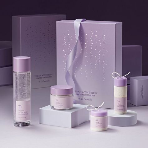 The quality is very good really surpassed mine. As expected the packaging is very careful thank you very much I wish you a prosperous business! Luxury Skincare Packaging, Skincare Packaging Design, Skincare Package, Dr Ceuracle, Korean Beauty Brands, Korean Sunscreen, Miniature Candles, Shooting Studio, Korean Beauty Products