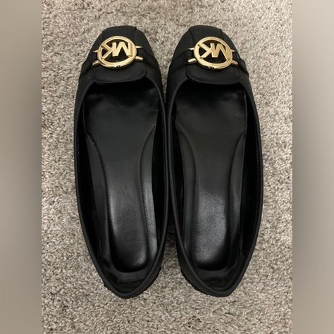 Michael Kors Black Ballet Flats with Gold Logo - Size 8.5 Black Ballet, Mk Logo, Black Ballet Flats, Gold Logo, Michael Kors Shoes, Work Attire, Michael Kors Black, Black Design, Shoe Collection