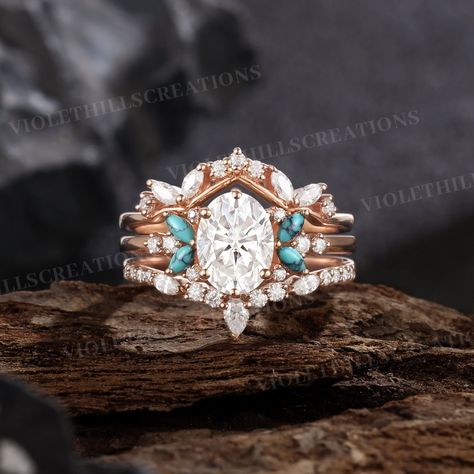 Oval Cut Moissanite Engagement Ring Set Marquise Cut Turquoise Ring Rose Gold Unique Moissanite Weddings Ring Set Anniversary 3pcs Rings Set ⨞Handmade item                                                                                                       ⨞Materials: 14k, 18k Gold, Rose gold, White gold Ring size can be choose from the selection box. ⨞Engagement ring -Center Stone - Moissanite  Shape -Oval Cut  Size -6*8mm -Side Stones - Moissanite & Turquoise  Shape -Round & Marquise Cut  Wei Rose Gold And Turquoise Wedding Ring, Western Wedding Rings Sets, Turquoise Wedding Ring Set, Teardrop Wedding Ring, Western Engagement Rings, Unique Gemstone Engagement Rings, Weddings Ring, Western Wedding Rings, Turquoise Engagement Ring