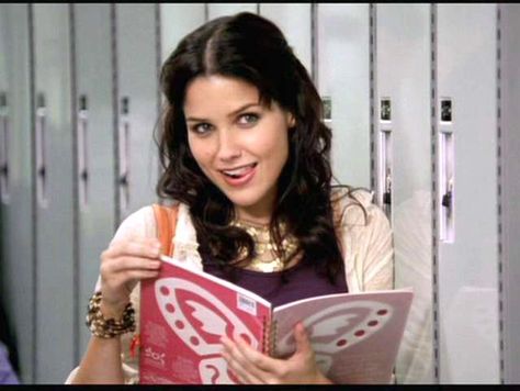 I got: Beth McIntyre! Which "John Tucker Must Die" Girlfriend Are You? Cute 2000s Outfits, John Tucker Must Die, 00’s Aesthetic, School Memories Scrapbook, Fake Girlfriend, Girls Night Movies, John Tucker, 2000s Outfit, 2000s Pink