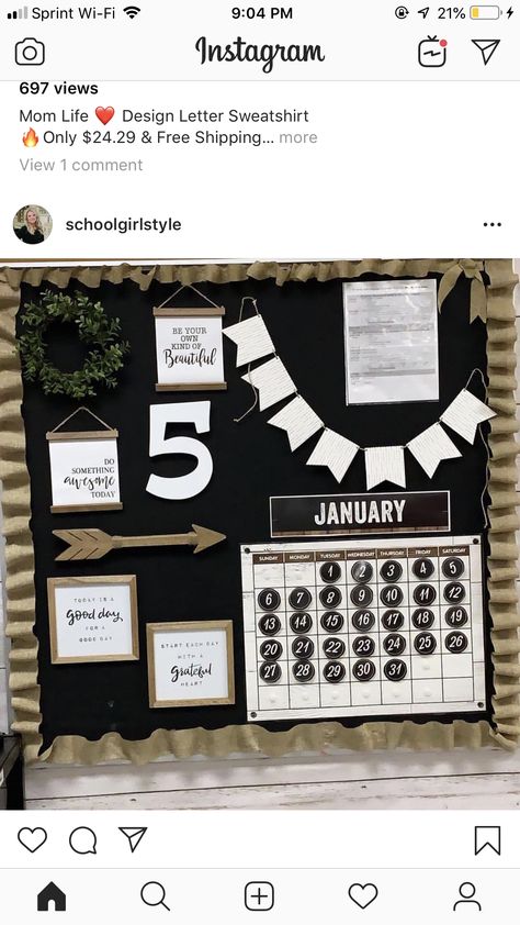 Teacher Notice Board Ideas, News Board Ideas, Teacher Notice Board, Company Bulletin Board Design, English Notice Board Ideas, Notice Board Ideas Aesthetic, Information Bulletin Board Ideas Office, Notice Board Design, Bulletin Board Ideas Aesthetic